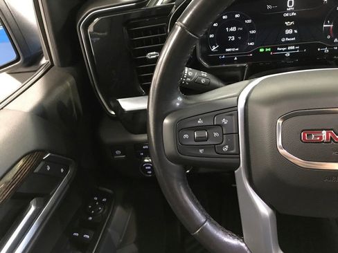 Used 2022 GMC Sierra 1500 Elevation w/ LPO, Elevation Black Package image 21