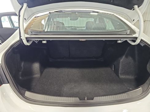 Used 2024 Chevrolet Malibu LT FWD image 12