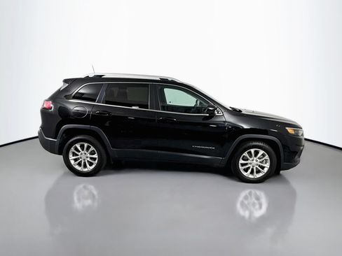 Used 2019 Jeep Cherokee Latitude w/ Popular Appearance Group FWD image 4