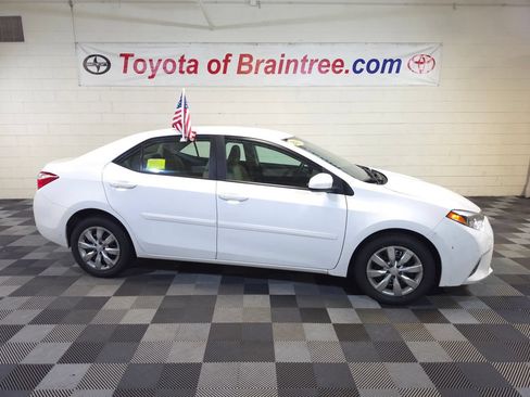 Certified 2016 Toyota Corolla LE FWD image 1