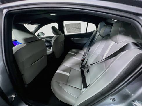 Used 2026 Toyota Camry SE FWD image 28