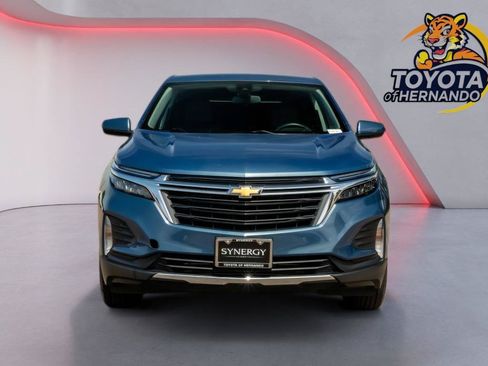 Used 2024 Chevrolet Equinox LT AWD/4WD image 2