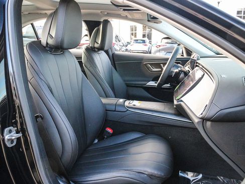 New 2026 Mercedes-Benz E 350 4MATIC Sedan image 18
