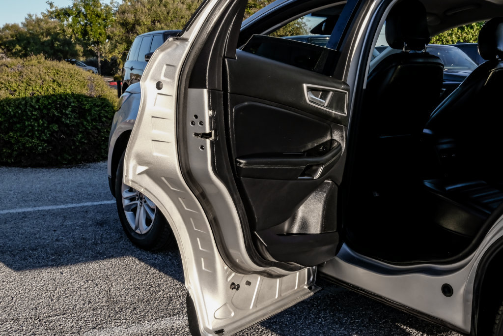 Used 2019 Ford Edge SEL w/ Equipment Group 201A FWD image 45