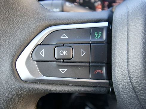 Used 2024 Jeep Compass Latitude AWD/4WD image 20