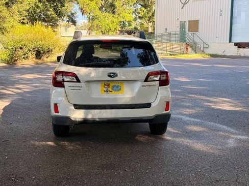 Used 2015 Subaru Outback 2.5i AWD/4WD image 4
