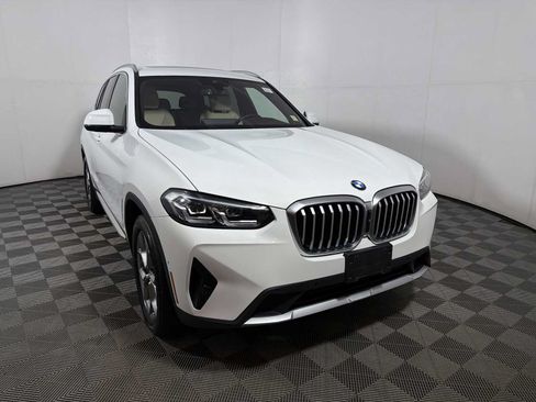 Used 2023 BMW X3 xDrive30i w/ Premium Package AWD/4WD image 2