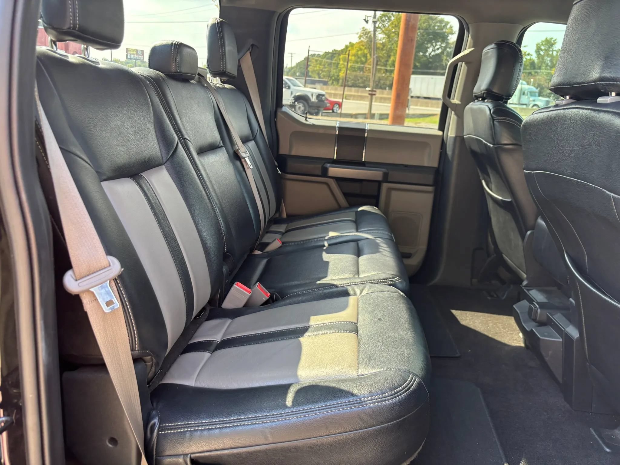 Used 2019 Ford F150 XLT AWD/4WD image 16