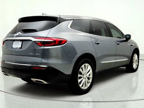 Used 2018 Buick Enclave Premium w/ Experience Buick Package FWD image 5