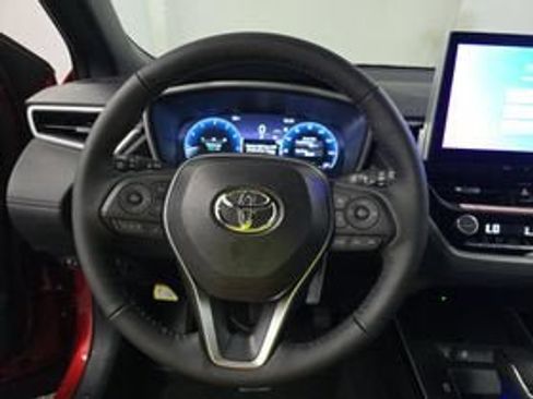 Used 2026 Toyota Corolla Cross XLE AWD/4WD image 11