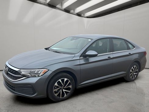 Used 2024 Volkswagen Jetta S FWD image 2