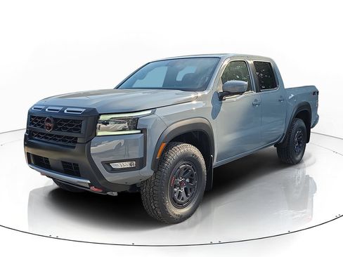 New 2026 Nissan Frontier PRO-4X w/ Pro-4x Convenience Package AWD/4WD image 3