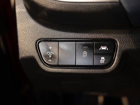 Used 2021 Kia Seltos S image 11