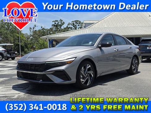 Used 2025 Hyundai Elantra Sport FWD image 1