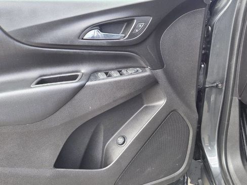 Used 2019 Chevrolet Equinox LT image 11