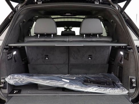 New 2026 BMW X7 xDrive40i w/ M Sport Package AWD/4WD image 18