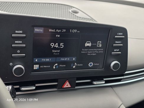 Certified 2025 Hyundai Elantra Sport FWD image 19