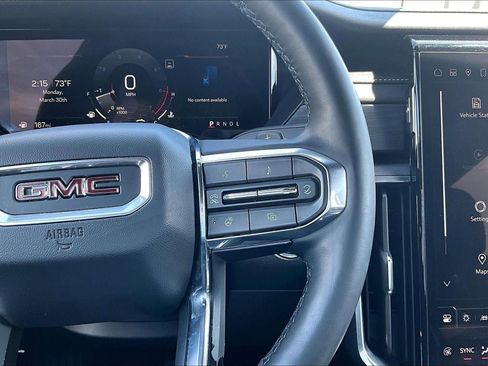 Used 2025 GMC Acadia Elevation image 20