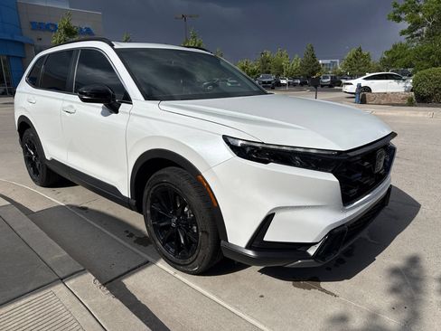 Certified 2024 Honda CR-V Sport image 3