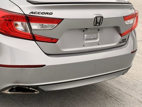 Used 2020 Honda Accord Sport image 6