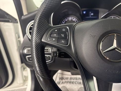 Used 2017 Mercedes-Benz C 300 4MATIC Sedan image 34