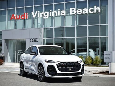 New 2026 Audi SQ5 Premium Plus image 1