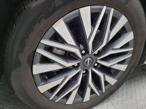 Used 2024 Nissan Altima 2.5 SV image 31