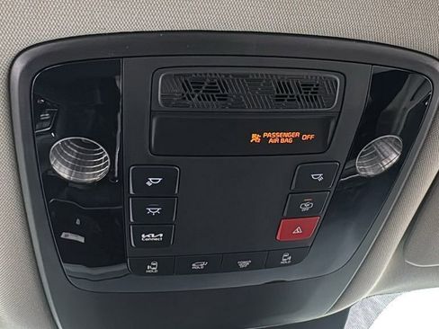 New 2026 Kia Carnival EX FWD image 31