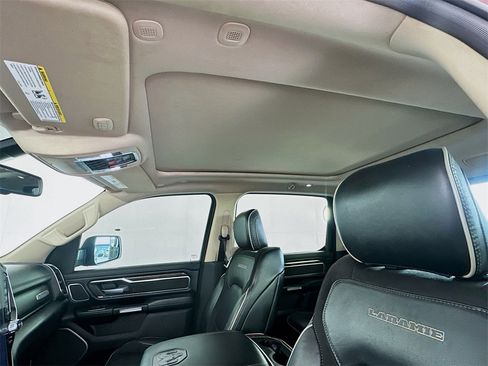 Used 2019 RAM 1500 Laramie image 22