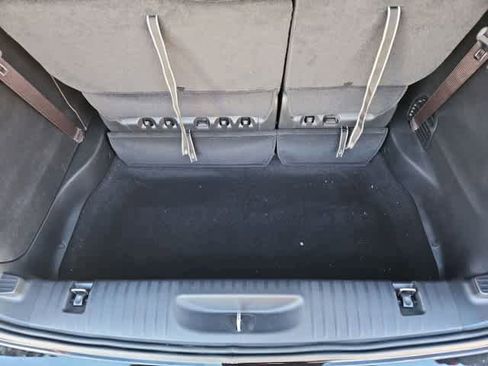 New 2026 Chrysler Pacifica Select FWD image 32