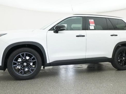 New 2026 Toyota Grand Highlander AWD Hybrid image 13