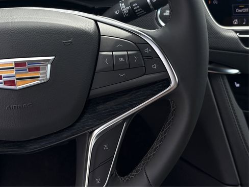 New 2025 Cadillac XT5 Premium Luxury image 30