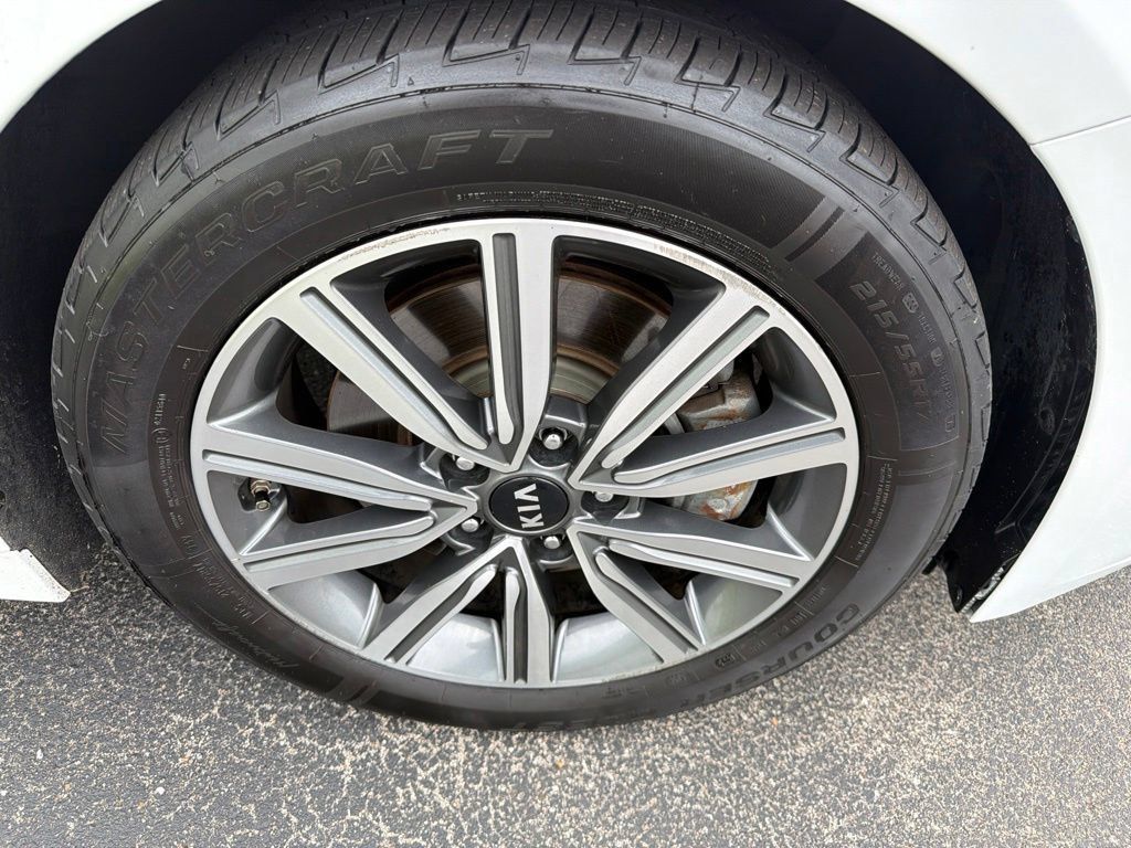 Used 2020 Kia Optima Premium FWD image 12