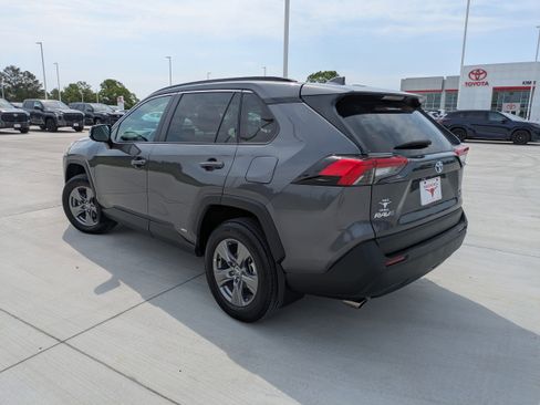 Certified 2024 Toyota RAV4 XLE image 5