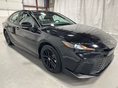 Used 2025 Toyota Camry SE