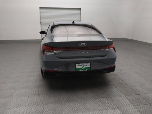 Used 2021 Hyundai Elantra SEL FWD image 6