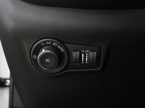 Used 2022 Jeep Compass Latitude image 22