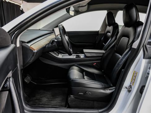 Used 2021 Tesla Model Y Long Range AWD/4WD image 4