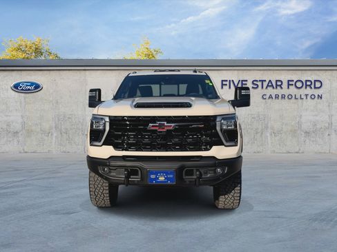 Used 2026 Chevrolet Silverado 2500 ZR2 w/ ZR2 Bison Edition AWD/4WD image 3