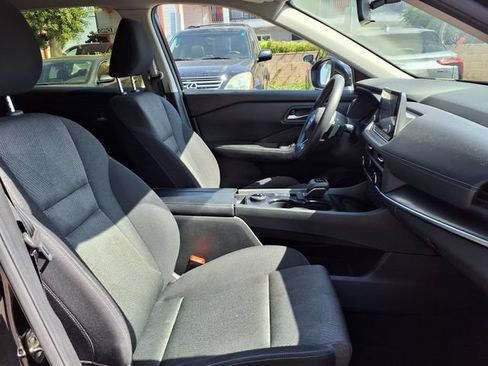 Used 2024 Nissan Rogue SV AWD/4WD image 26