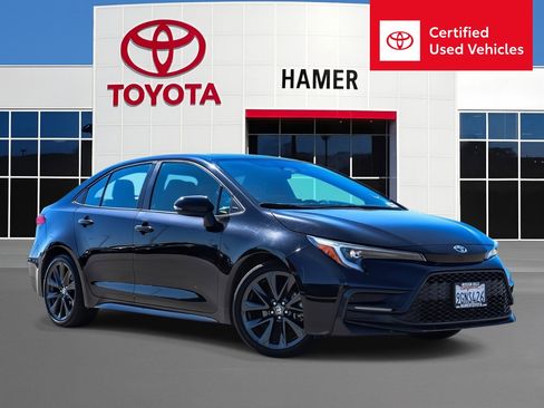 Certified 2023 Toyota Corolla SE w/ SE Premium Package FWD image 1