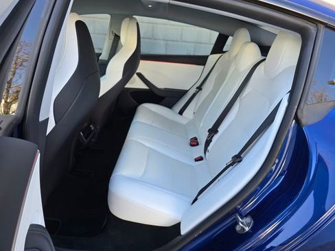 Used 2024 Tesla Model 3 Performance image 33