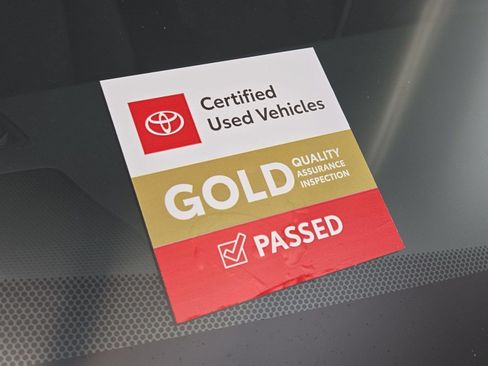 Certified 2025 Toyota RAV4 XLE w/ Convenience Package FWD image 29