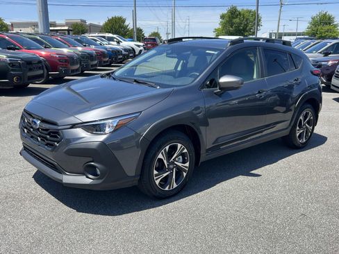 Certified 2024 Subaru Crosstrek 2.0i Premium AWD/4WD image 3