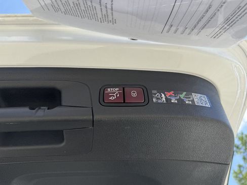 Certified 2026 Mercedes-Benz GLE 350 4MATIC image 24