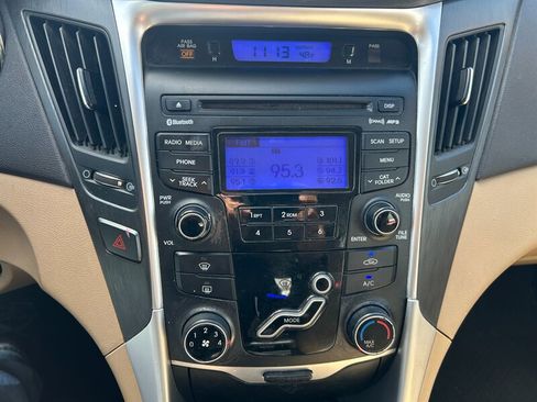 Used 2012 Hyundai Sonata GLS w/ Popular Equipment Pkg FWD image 14