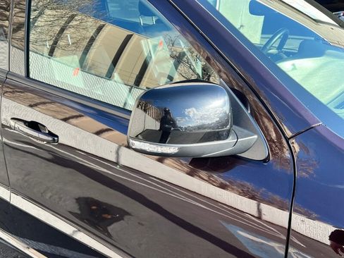 Used 2025 Dodge Durango GT image 9