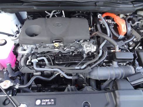 Certified 2023 Toyota Sienna Platinum AWD/4WD image 60