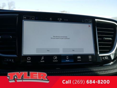 New 2026 Chrysler Pacifica Select image 50