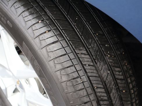 Certified 2024 Chevrolet Equinox LT image 14